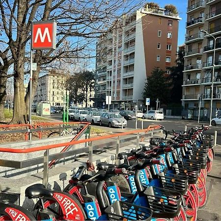 Ferienwohnung Primaticcio Metro E Aria Condizionata Mailand Exterior foto